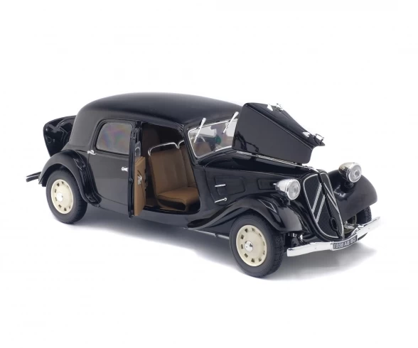 Schuco 1:18 Citroën Traction IICV, Black, 1937 9 Schuco 1:18 Citroën Traction IICV, Black, 1937 – Bild 7