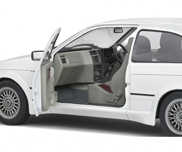 Schuco 1:18 Ford Sierra RS500 White 7 Schuco 1:18 Ford Sierra RS500 White – Bild 5