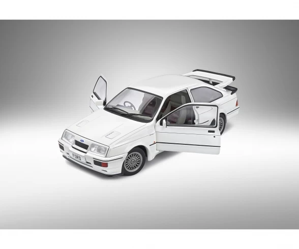Schuco 1:18 Ford Sierra RS500 White 14 Schuco 1:18 Ford Sierra RS500 White – Bild 12