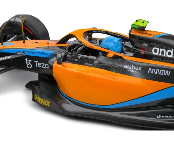 Schuco 1:18 McLaren NORRIS Orange 11 Schuco 1:18 McLaren NORRIS Orange – Bild 9