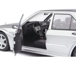 Schuco 1:18 Mercedes-Benz 190E Silver -Spielzeugverkauf 1 18 mercedes benz 190e silver 421187400 en 06