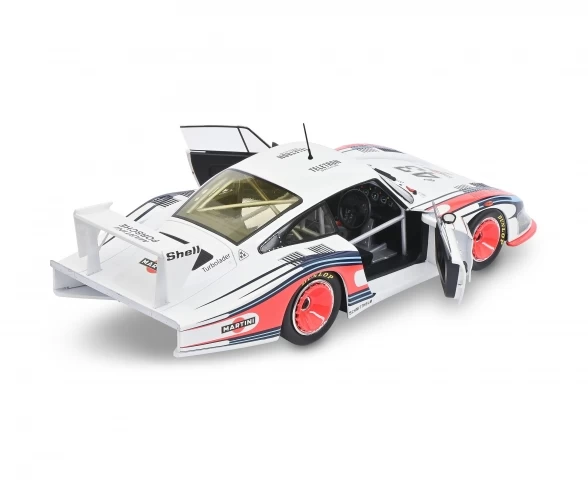 Schuco 1:18 Porsche 935 MobyDick #43 4 Schuco 1:18 Porsche 935 MobyDick #43 – Bild 2