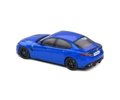 Schuco 1:43 Alfa ROM Giulia QADRIFO -Spielzeugverkauf 1 43 alfa rom giulia qadrifo 421437360 en 07